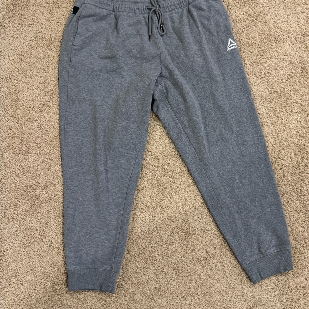 Reebok Men's Charcoal Joggers